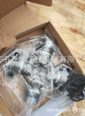 装载机WA380-6万向节十字轴总成423-20-32621