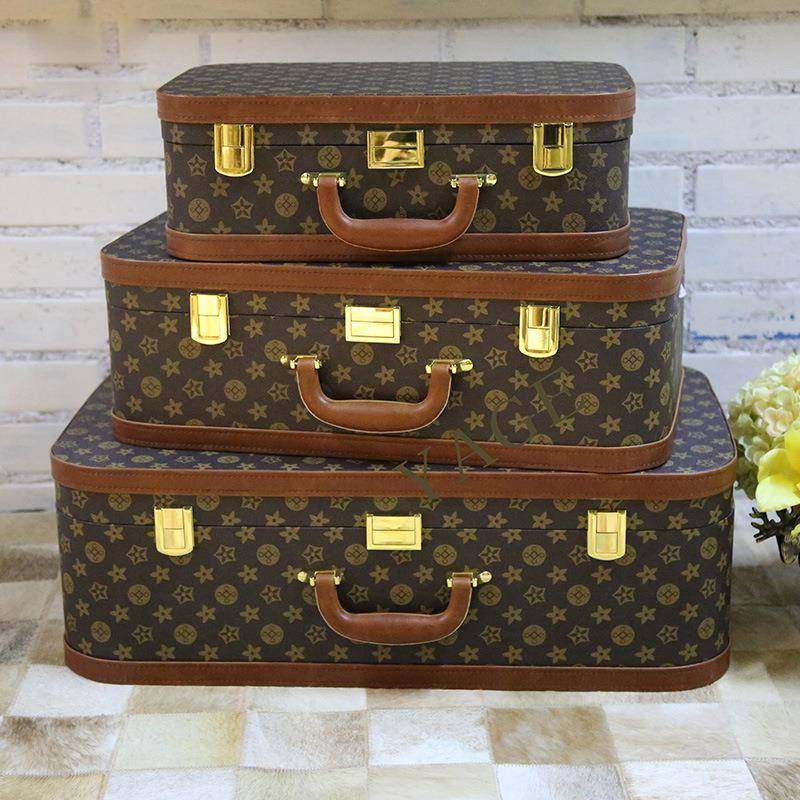 软装样板房装饰手提箱皮质展示箱衣帽间收纳箱中式复古手提箱摆饰,清洗/食品/商业设备,风口/风叶/风机配件,淘宝优惠券,粉丝福利购,淘宝优惠卷