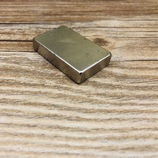 8毫米强磁 N52材料高性能 长方体强磁铁38 强力磁铁 超强磁铁