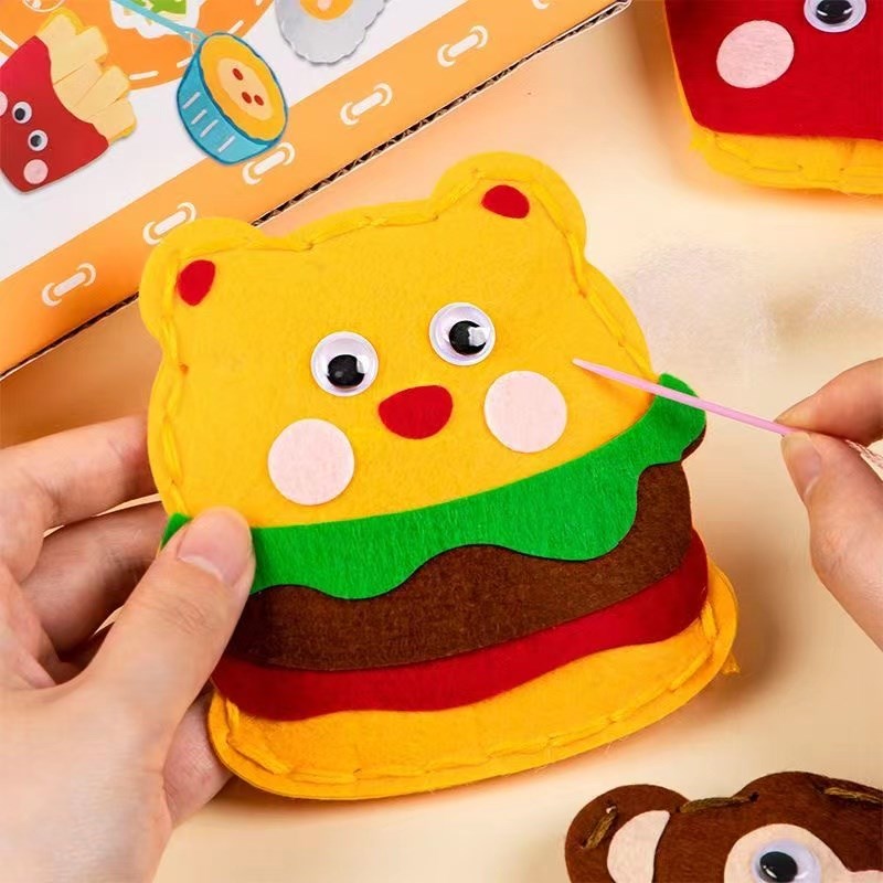 儿童缝针线手工diy材料包不织布幼E儿园编织彩色毛毡制作挂件玩偶