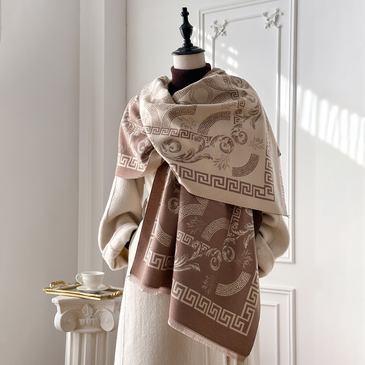 2025外贸时尚新款秋冬保暖围脖仿羊绒披肩女优雅围巾欧美外搭披肩