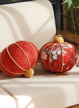 新中式灯笼e抱枕沙发客厅装饰靠垫红色喜庆定制氛围高级感靠枕垫