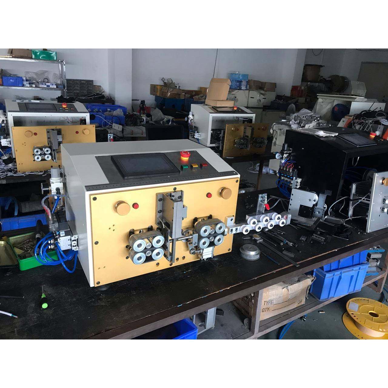 出售和出租自动端子机，自动剥皮扭线沾锡机，自动耳机头焊接机，,清洗/食品/商业设备,包子机,淘宝优惠券,粉丝福利购,淘宝优惠卷