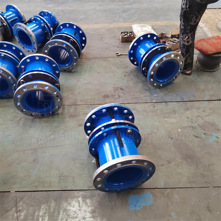 客户订购红色双法兰限位伸缩器 B2F传力式伸缩接头现货发售