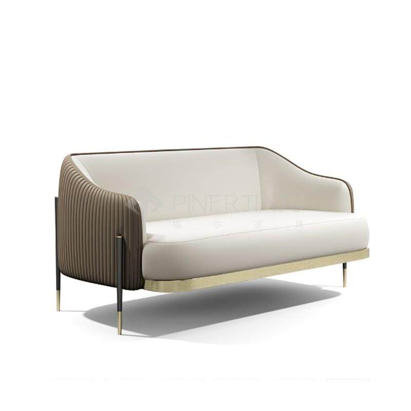 北欧现代简约小户型单双三人后现代设计师接待椅意式轻奢皮质沙发