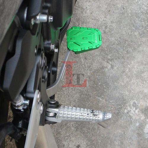适用川崎忍者NINJA400 Z400改装刹车杆加大踏板防滑加宽脚踏配件