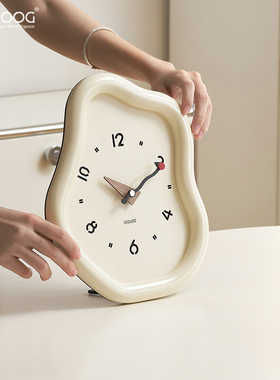 EMITDOOG客厅卧室创意时钟玄关装饰品电视柜大气座钟桌面摆件