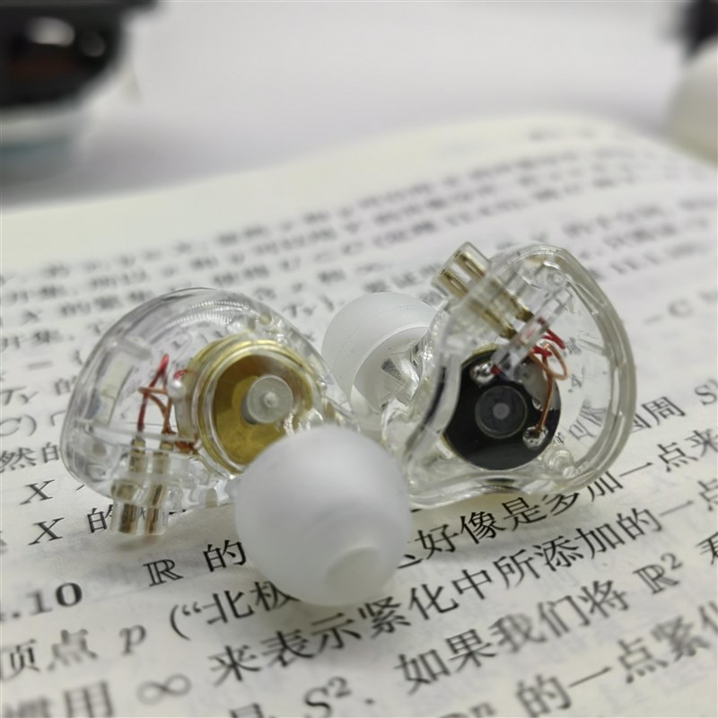【现货】透明旋风发烧hifi有线耳塞入耳式3.5 4.4 typec发烧耳机