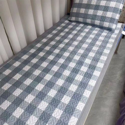 床盖新款四季通用学生宿舍单人床B防滑双面耐脏三层夹棉可机洗床