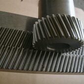 精密级1模斜齿轮齿条数控机床机械手导轨斜齿条长度2米有配套齿轮