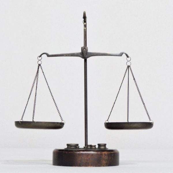 欧美小镇印度铜工艺品法律天平等家居软装样板房客厅书房摆件图片
