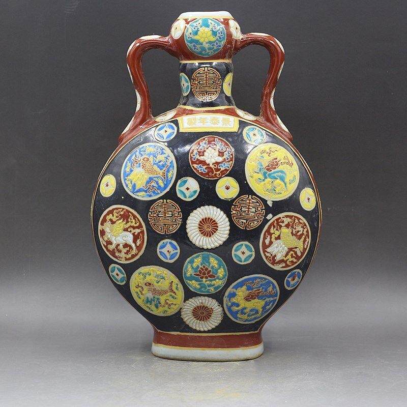 大明景泰年制珐琅彩皮球花绶带扁瓶中式摆件文玩古董仿古瓷器收藏