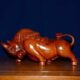 一件库存 手工雕刻 牛势 17CM 琅柜坊 红木木雕摆件牛