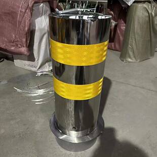 304可拆卸防撞柱不锈钢管警示柱固定反光防护柱分道口隔离带立柱