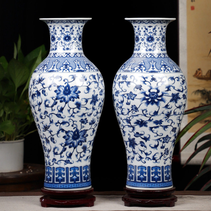 陶瓷小花瓶摆件青花缠枝莲纹鱼尾瓶景德镇小号新中式装饰花瓶花器