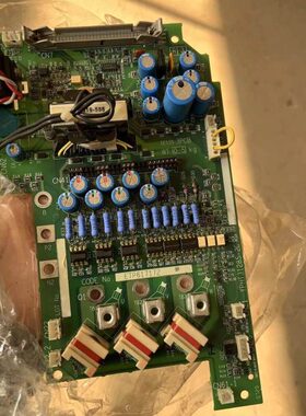 YPHT31285-2C安川变频器F7 E7系18.5KW电源驱动板ETP617175/4