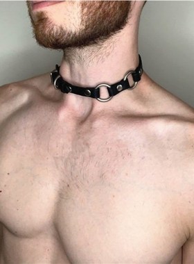 男士颈炼 炼 项圈 u皮带款锁骨炼潮男覆古皮绳脖子配饰品项圈