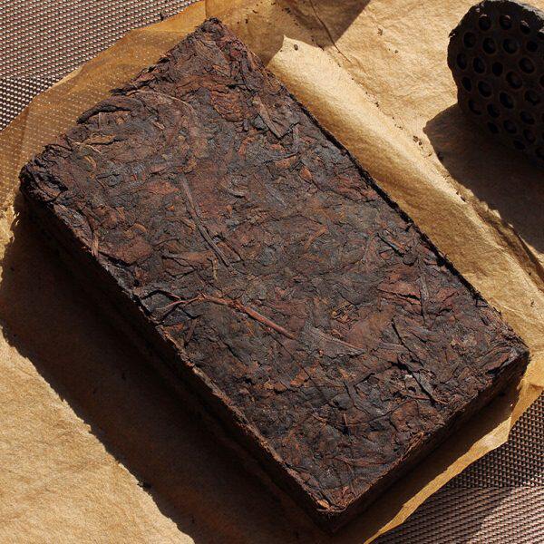 七十年代广西梧州六堡茶古法农家茶砖霜降老树茶枣香瓜果甜可煮饮