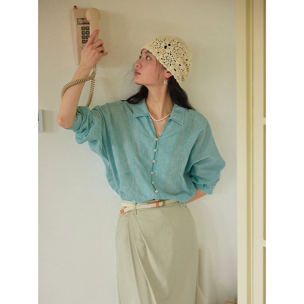 法式孔雀蓝条纹polo领防晒衬衫女夏季薄款设计感纽扣宽松长袖衬衣