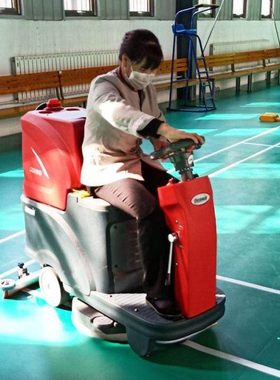 原厂克力威XD60驾驶式洗地机拖地烘干一体机试用商场工厂酒店