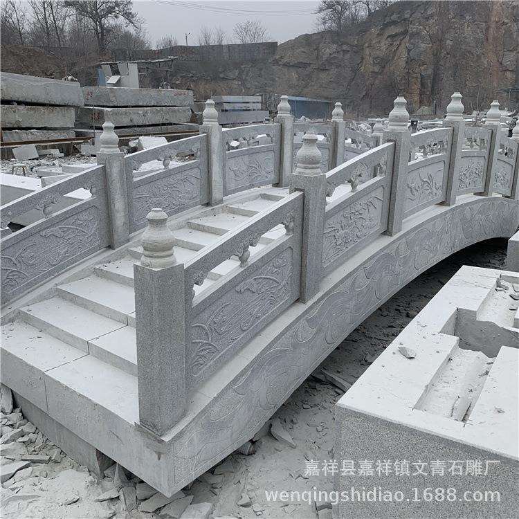 景观流水石桥 整体花岗岩石雕小桥 水榭拱形便捷石头桥