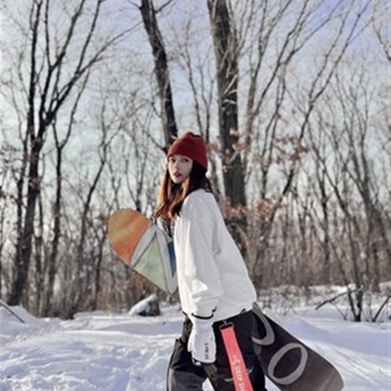 滑雪飘带22新款新手女大por范男装备衣裤潮流穿搭冬