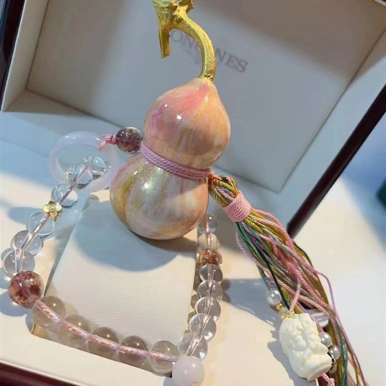 中国非物质文化遗产飘漆葫芦个性车挂挂件配白水晶香灰琉璃配