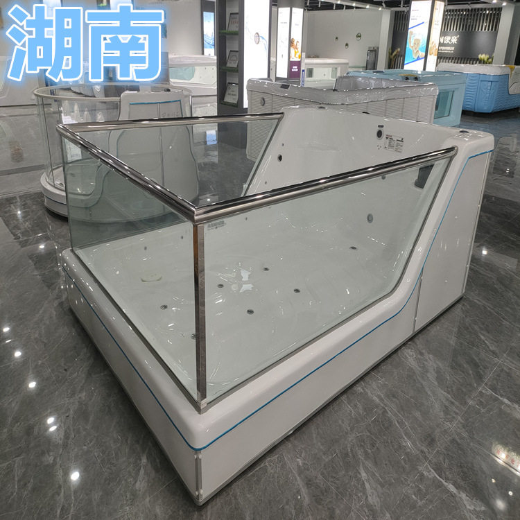 新款透明婴儿游泳池 恒温亚克力游泳池 母婴店儿童商用浴缸