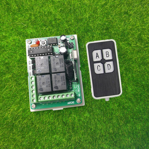 拉丝面板四键小遥控学习型直流12V4路尾板LED灯具门禁电机控制器