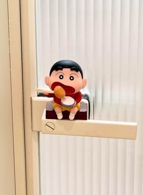 蜡笔小新摆件客厅门把手装饰可爱卡通玄关电视柜桌面创意解压摆件