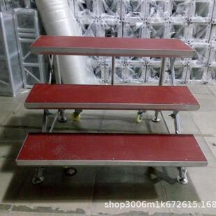 厂家三层学校台站可移动红色木板合唱台舞台大合唱踏步拍照合影架