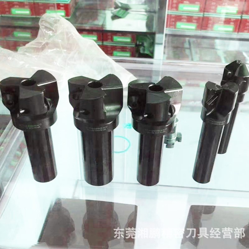 TP16-30-130L-C20-2T TP16-38-110L-3T 32-130L-C20 三角飞刀杆