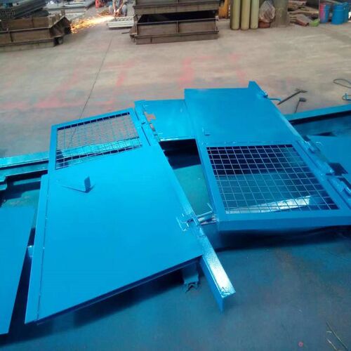 九州工矿供应可用于矿下钢质防火栅栏两用门