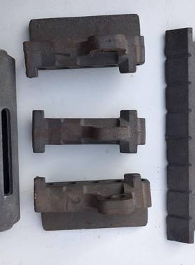 高铬耐热铸铁RTCr6炉排片L=364合金鱼鳞片锰板合金链条现货