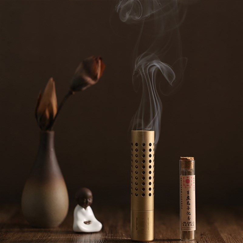 赤马居创黄铜花瓶茶几书桌摆件薰带芽庄沉 家原香 炉图片