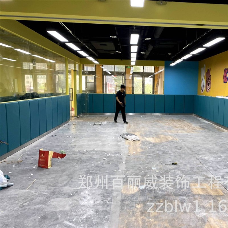 篮球馆墙面软包幼儿园防撞软包墙壁软包篮球场中心体育馆软包吸音