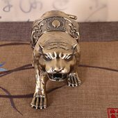 带盖烟灰缸家用客厅创意个性 潮流防飞灰办公室老虎摆件大轻奢礼品