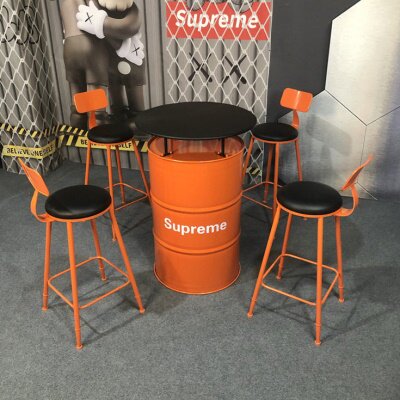 工业风油桶酒吧散台休息区卡座桌椅创意户外商用铁艺脚桌椅组合