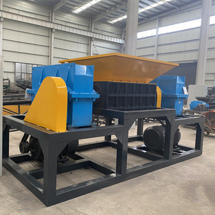 断桥铝塑钢门窗撕碎机 油漆桶撕铁桶撕碎机 废金属双轴撕碎机