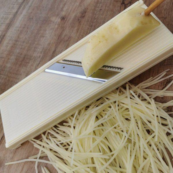 龙江切丝器土豆丝卷心菜刨丝器黄瓜切丝神器插丝器板洋芋擦擦工具