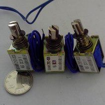 微型牵引直流框架式电磁铁ZYE1-0520 行程5毫米 DC6V12V24V