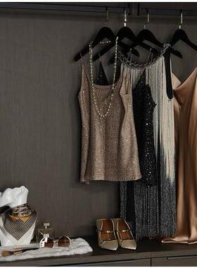 奢样板房HUG帽间衣件软装家居展轻厅软装样摆板间衣柜装饰品