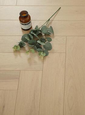 强化VOY复木地板12m拼m艺术人字灰色黄橡纹原木木色奶油风环保合