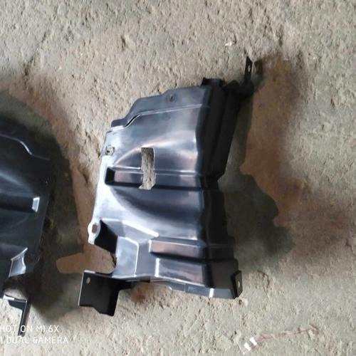 北汽新能源EC180/EC3/EC 200前轮防溅板 前轮护板  前轮内衬配件