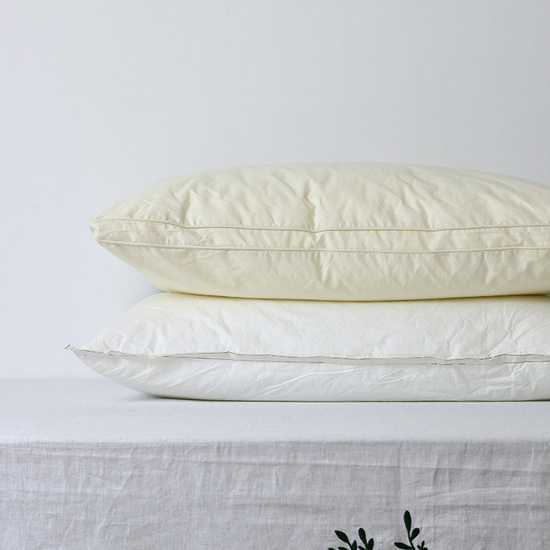 高端超细纤维柔软保健枕芯 蓬松仿羽绒感 立体边设计仿羽绒枕芯