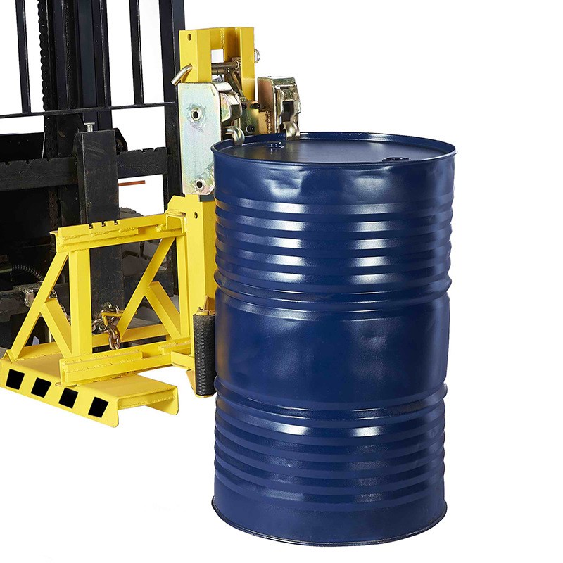 叉车抓桶器油桶夹抱桶器重型双桶四鹰嘴夹具铁塑料桶装卸夹搬运车