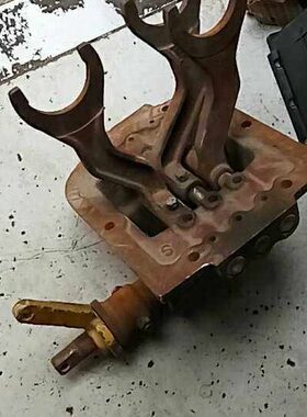 莱工鲁工明宇ZL12-15-16-18装载机铲车变速箱上盖总成带拨叉档杆