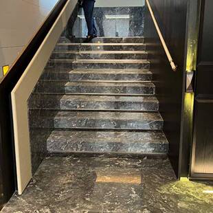 ya马楼逊大理无品牌/石石材梯踏步大灰理石地现代板砖室内通铺