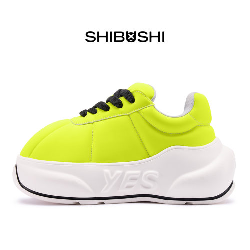是不是SHIBUSHI电光绿墩墩鞋秋冬