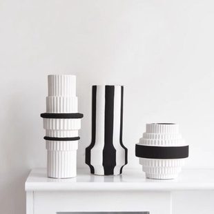 现代北欧简约高档黑白艺术花瓶样板间客厅玄关书房柜架装饰品摆件